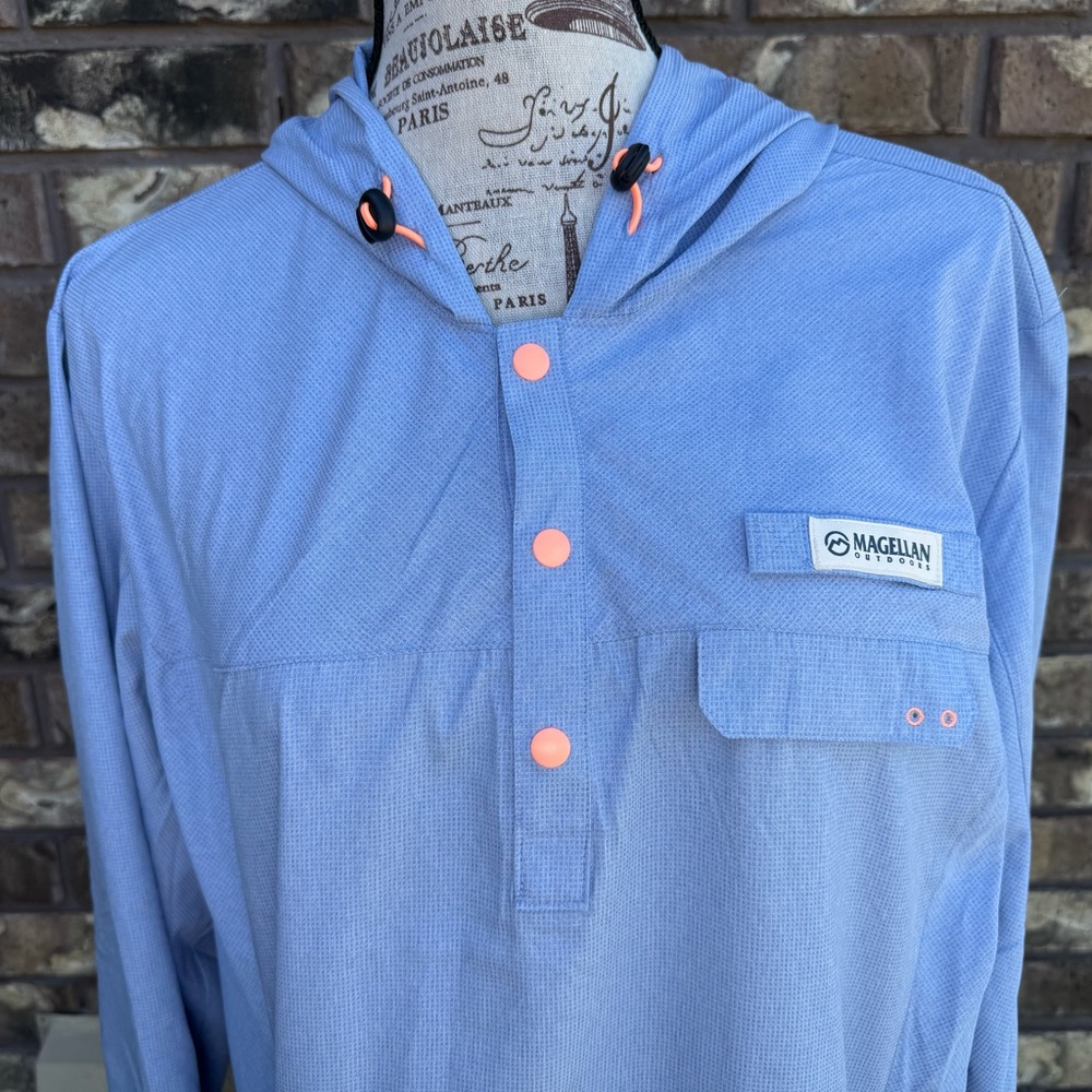 Magellan Outdoors Women's Fishgear Overcast Pullover
Hoodie - Nautical Blue